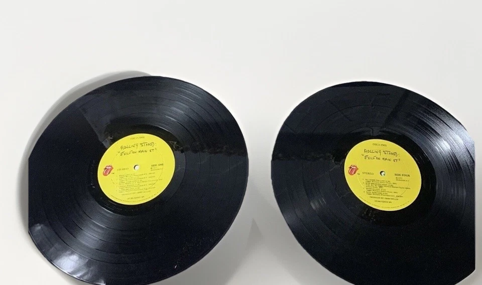 ROLLING STONES Vinyl EXILE ON MAIN STREET 1972 COC 2 2900 12 Postcards 1st Press - Image 1 of 4