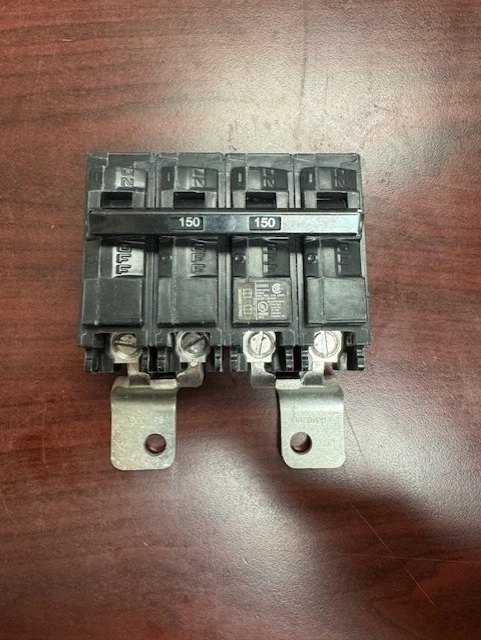 Disjuntor principal EQ9683 TIPO QP 2 polos 150AMP 120/240 volts ITE/SIEMENS NOVO NA CAIXA - Imagem 1 de 1