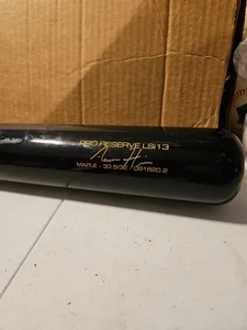 AARON HICKS GAME USED BAT UNCRACKED - Picture 1 of 6