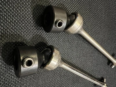 Vintage MIP #1540 Shiny CVD Kit HPI Savage  - Image 1 of 4