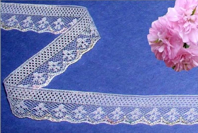 Borde de encaje blanco iridiscente 14-28 yardas x 3/4" borde multicolor R121V cierre Foto 1 de 2