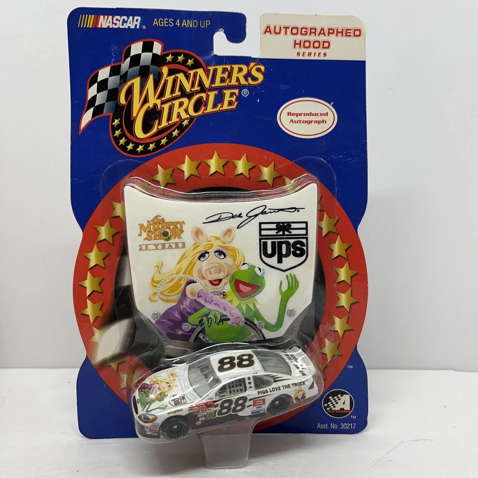 Winner's Circle Dale Jarrett #88 The Muppet Show Autograph Hood Series 1 64