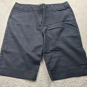 Chicos Shorts Damen 2,5 schwarz schlankmachend Stretch Bermuda Chino gebraucht, in einwandfreiem Zustand - Bild 1 von 12