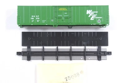 HO Athearn BNSF / Western Fruit Express 57ft Mechanical Refrigerator #798878 New - Image 1 of 4