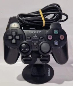 Controller Pad Playstation 2 Farbe Schwarz Reifen verbraucht gebraucht funktioniert - Bild 1 von 1