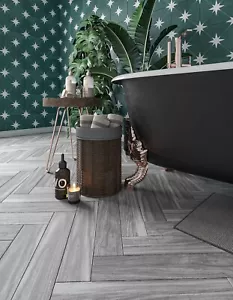 Grey Oak Wood Texture Effect Tiles Porcelain 9.9×49.2cm - 1 box: 15 Tiles - Picture 1 of 5