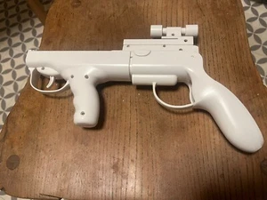 RARE WII SUPER SNIPER Light Gun/ Zapper/ Rifle - Hen’s Teeth Shooter - Picture 1 of 9