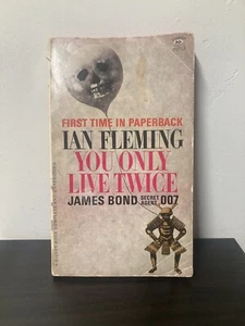 You Only Live Twice by Ian Fleming 1965 Signet 1st Printing PB 007 James Bond - Picture 1 of 3