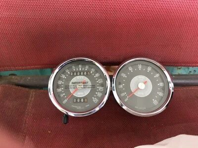 Velocímetro Smiths 1967-1969 BSA 150 MPH y tacómetro 10000 RPM A65 y A50 y B44 Foto 1 de 4