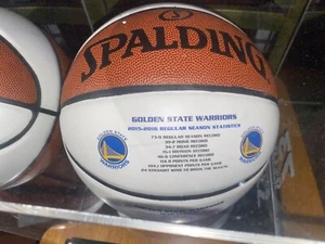 2015-2016 NBA  Golden State Warriors Limited Edition # 914/2016 no reserve - Picture 1 of 6