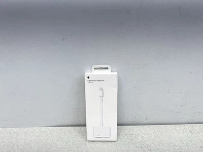 Apple - Lightning Digital A/V Adapter - White - - Image 1 of 2