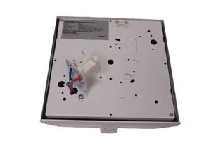 RAB VAN3F26QT Vandalproof 26W Compact Lamp Base - Picture 1 of 5