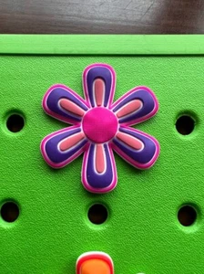 Pair of (2) Large Flowers Authentic Jibbitz Shoe Charms for Crocs. Retired. New! - Picture 1 of 14