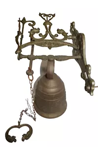 #84 Brass Wall Mount Bell Figural Angels Dragons QUI ME TANGIT VOCEM MEAM AUDIT - Picture 1 of 9