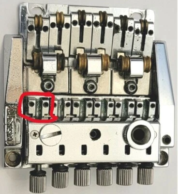 Washburn Wonderbar Answer 2001 ¡Guía de cuerdas de puente vibrato! Foto 1 de 4