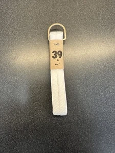 Nike 39"" weiße flache Schnürsenkel 39 Zoll offizielle Schnürsenkel - Bild 1 von 2