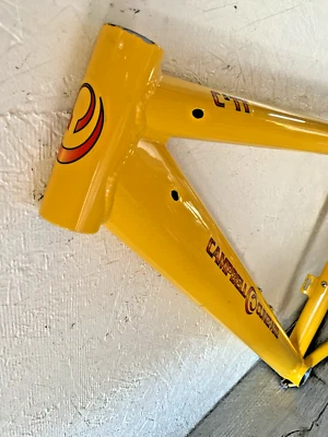 MARCO CAMPBELL CUNEFARE SE ADAPTA A TUBOS DE ALUMINIO 650C 1,3 KGS HILOS BRITÁNICOS PEQUEÑOS Foto 1 de 4