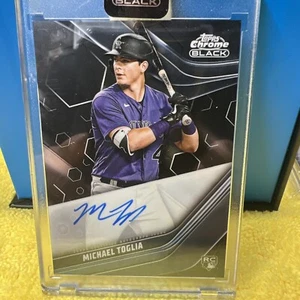 2023 Topps Chrome Black Michael Toglia Auto RC Rockies Rookie Autograph - Bild 1 von 2