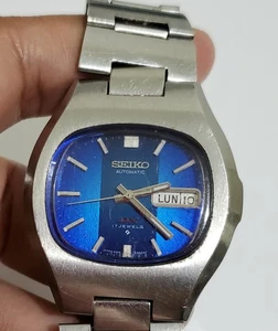 Vintage Seiko Automatic DX 17 Jewels Day Date Non-Working for Parts or Repair - Picture 1 of 9