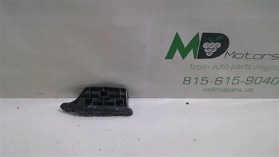 Guía de parachoques delantero izquierdo Chevrolet Tahoe 2017-2020 22806322 Foto 1 de 4