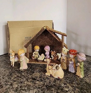 Vtg Homco Children's Nativity 11 Pc Set Porcelain Figures + Stable Taiwan - Picture 1 of 23