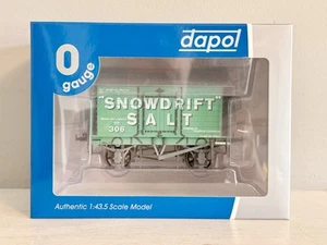 Dapol O Gauge Salt Van 7F-018-006W Weathered 'Snowdrift 306’ MIB! - Foto 1 di 1