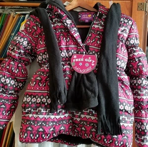 NEU MIT ETIKETT MÄDCHEN MEHRFARBIG KAPUZE BEDRUCKT GEFÜTTERTER MANTEL MIT MÜTZE & HANDSCHUHEN FÄLLT KLEIN AUS 14/16 - Bild 1 von 10