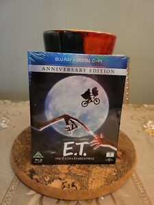 E.T. THE EXTRA-TERRESTRIAL 20TH ANNIVERSARY EDITION BLU RAY. SLIPCOVER EDITION 