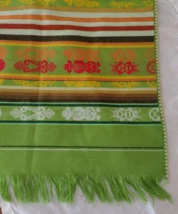 Vintage Bright Green Woven Tablecloth Blanket Mexican Southwest Fringe 62" - Picture 1 of 5