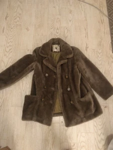 Worn Vintage White Stag Women's Fur Coat Adult Size S/M Made in the USA - Picture 1 of 5