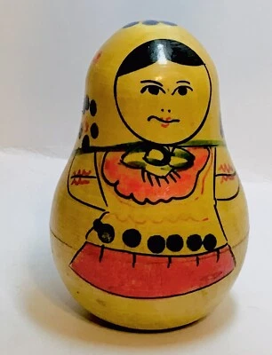 Figura muñeca ucraniana de madera vintage pintada a mano URSS 70 S Foto 1 de 4
