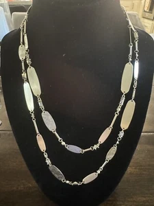 KENDRA SCOTT CLARET GOLD TONE  AND  CUBIC ZIRCONIAS  Multi Textured Necklace 36" - Picture 1 of 10