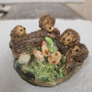 Vintage Joan Phillips Studio Pottery Hedgehogs Ornament Hand Sculpted & Painted - Picture 1 of 10