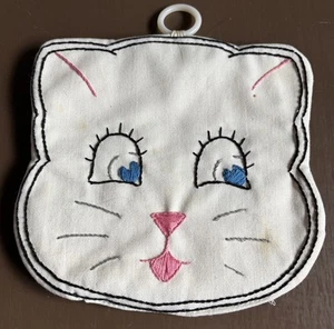 Vintage Kitchen Pot Holder Hot Pad Embroidered Cat Mid Century Hand Crafted - Picture 1 of 2