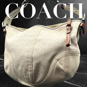 Coach Hobo Handtasche Schultertasche Signature weiß Canvas Damen gebraucht aus Japan - Bild 1 von 10