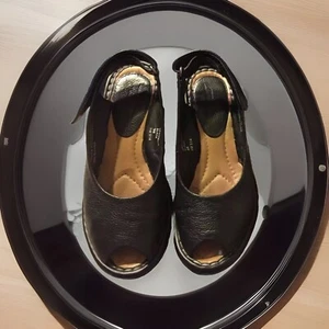 Earth Damen Peeptoe Gummi Keilabsatz 3" Absatz Fersenriemen Sandalen Größe 6B FWS14 - Bild 1 von 19