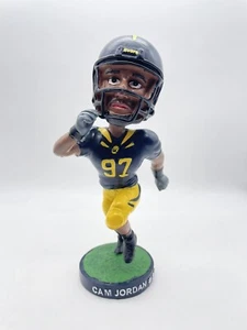 Bobblehead UC Berkeley Cal Bears 2022 Cam Jordan SGA #97 - Imagen 1 de 7