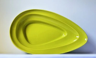 Stunning MCM Royal Haeger LG 18x11''Yellow Lime Serving Dish Plate Art Pottery - Image 1 of 4