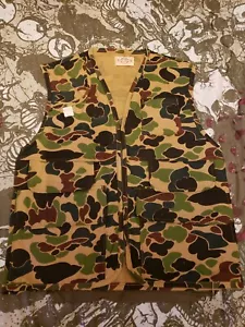 Vintage SafTBak Camo Full Zip Camouflage Hunting Shooting Vest EUC Medium - Picture 1 of 14