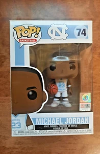 2020 FUNKO POP BASKETBALL #74 MICHAEL JORDAN UNC WHITE - Picture 1 of 6
