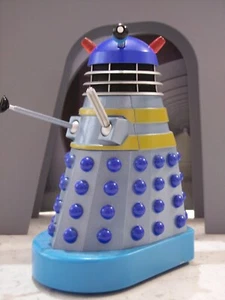 Dr Who Jungles of Mechanus klassische Dalek-Figur The Chase silber/blau Film 5,5" - Bild 1 von 7