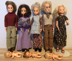 Sunshine Family: Steve,a brunette?,Grandma & Pa, Stephie, 3 babies & a Pattern - Picture 1 of 7