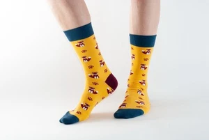 Doris And Dude Socks. Gold With Baby Foxes. Organic Cotton/Bamboo Kids Size12-3 - Picture 1 of 2