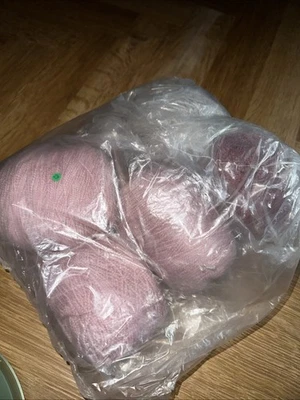 3 Pack Machine Knitting Wool - Image 1 of 4