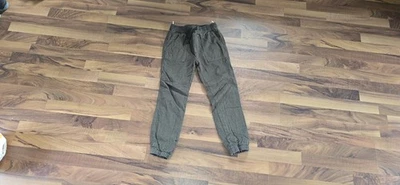 C&A Jungen Hose Gefüttert Khaki Grün Gr.134 Top Zustand - Bild 1 von 4