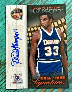 David Thompson Denver Nuggets 2013-14 Panini Hall of Fame Signatures #18 Auto - Bild 1 von 2
