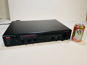 Préamplificateur stéréo vintage années 1990 Adcom GTP-400 AM FM tuner préampli avec entrée phono - Photo 1/14