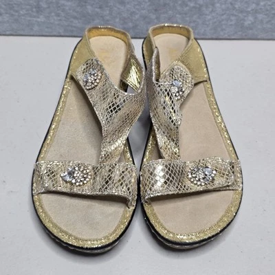 Sandalias de cuña Alegria Lara para mujer talla 6,5 EE. UU. 37 LAR-669 serpiente dorada Foto 1 de 4