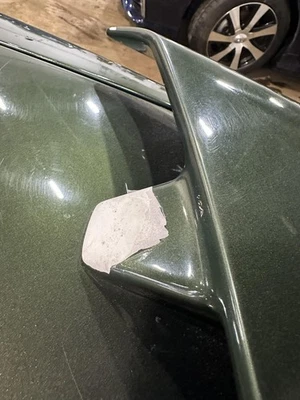 Used Deck Lid fits: 2001 Ford Mustang w/spoiler Base V6 Grade A - Изображение 1 из 4