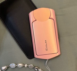 Casio Exilim Speed EX-TR60/TR550 16 Million Pixels Selfie Digital Camera -Pink - Picture 1 of 7